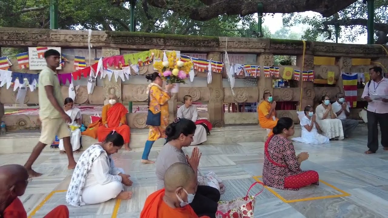 Early Morning at Mahabodhi Temple, Bodhgaya | Walkthrough