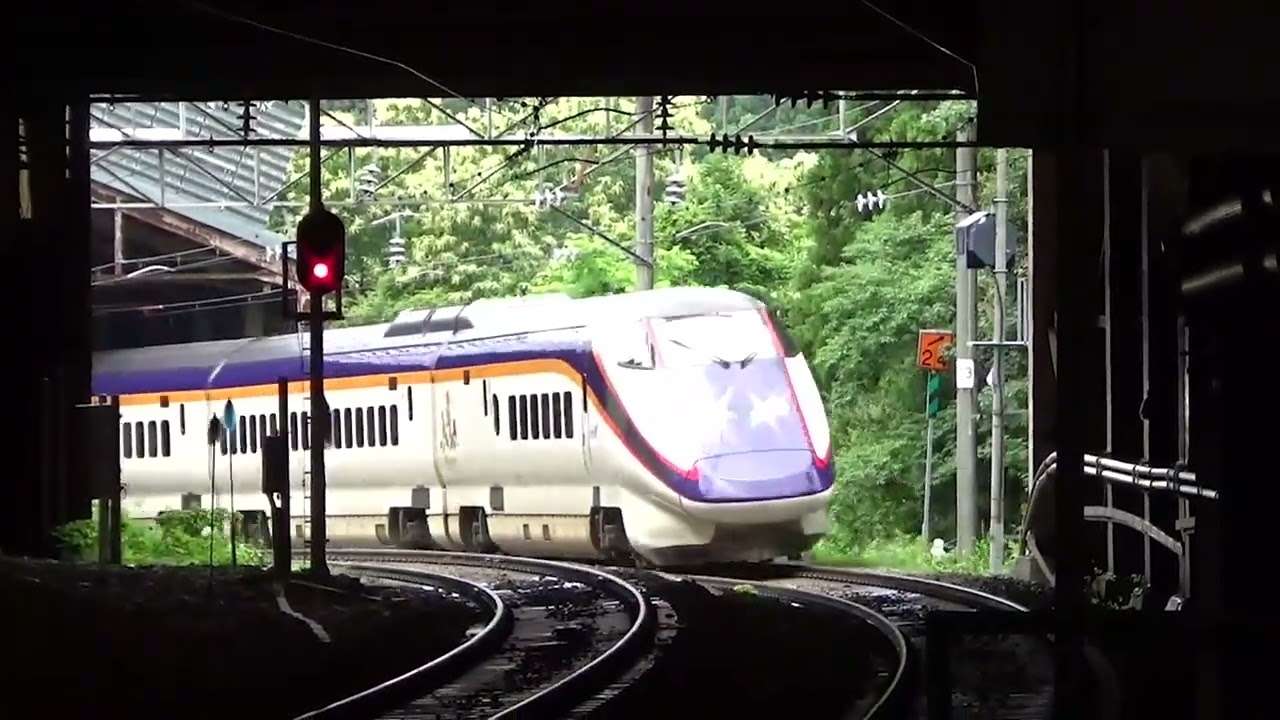 【秘境駅を行く新幹線】E3系2000番台L67編成つばさ142号  奥羽本線大沢駅通過