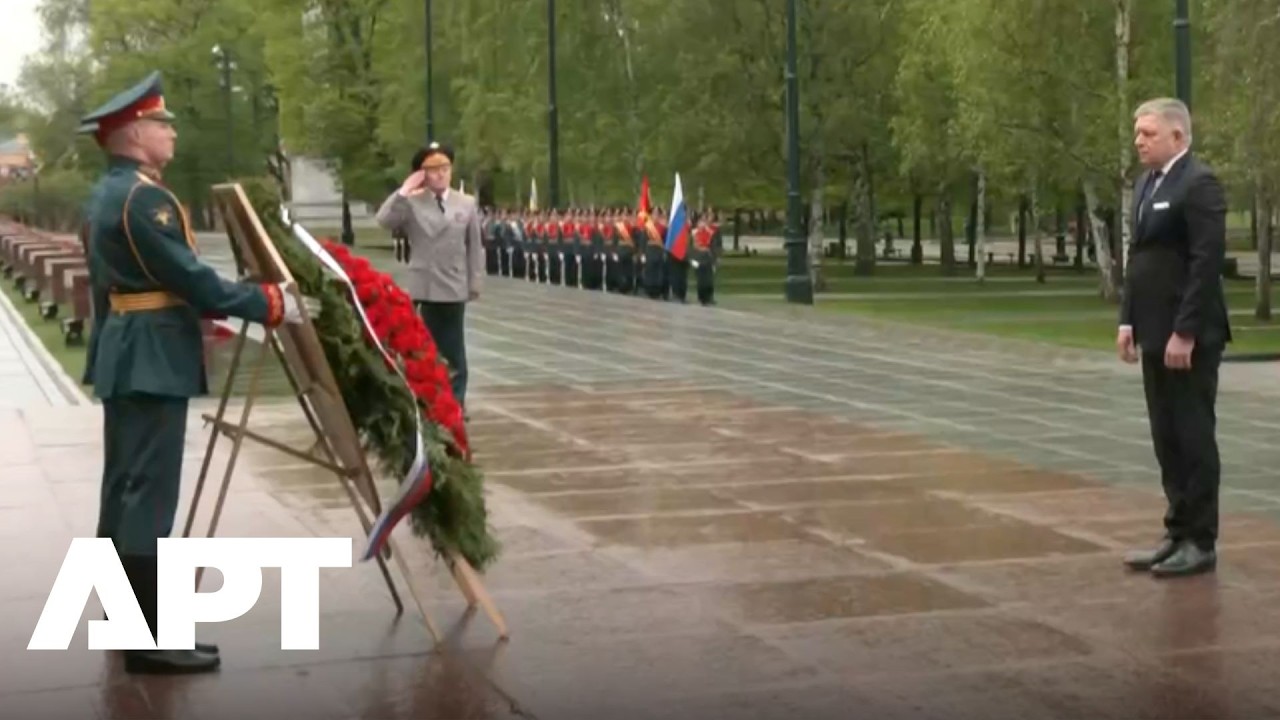 Slovakia PM Robert Fico Lays Flowers Near Kremlin Ahead Of Russia Victory Day Parade | APT