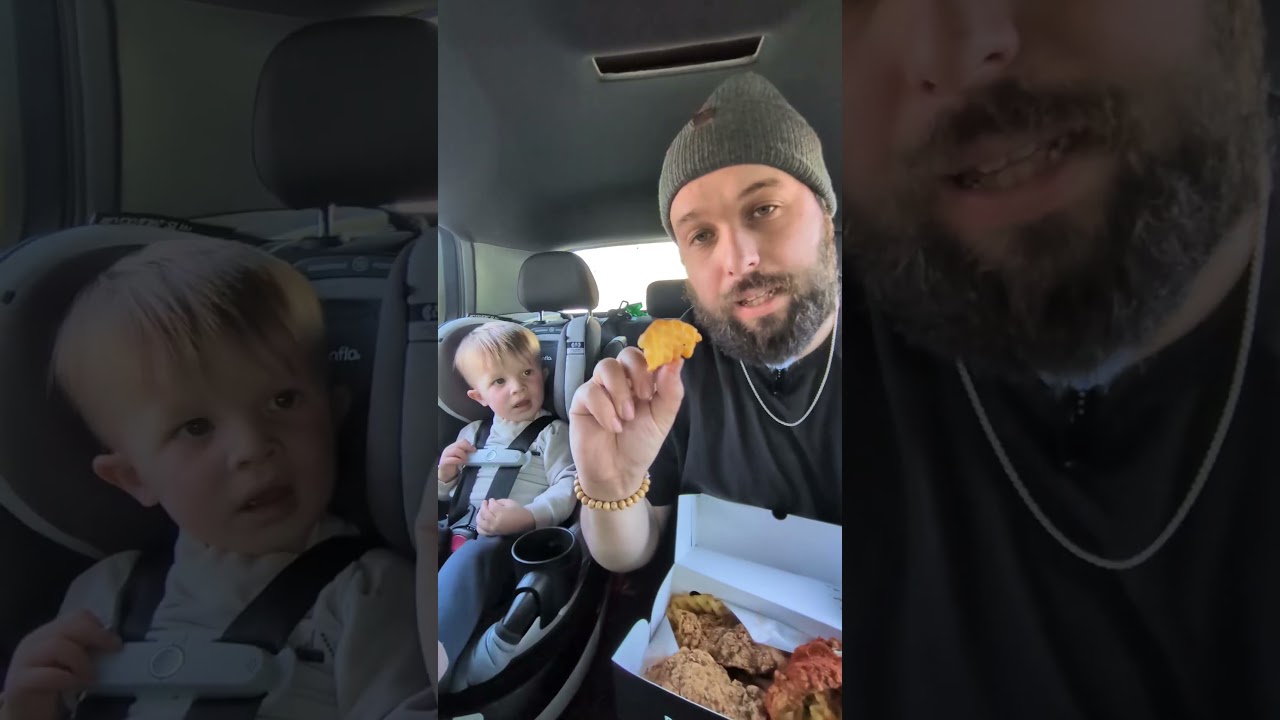 On mange du poulet royal et c'est incroyable 😱😱 o&ugrave; devrais-je manger ensuite? 👇👇 #quebec #food #qc