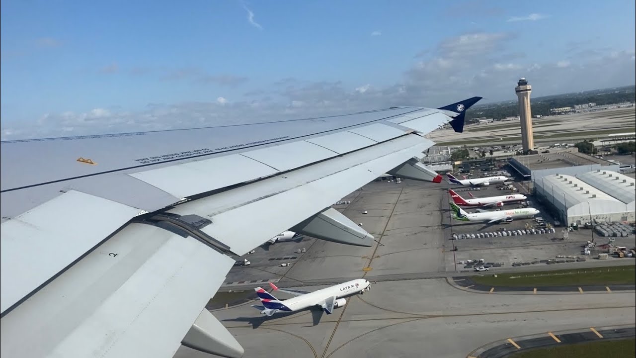 Air France Airbus A320-214 [F-GKXR] pushback, taxi, and takeoff from Miami
