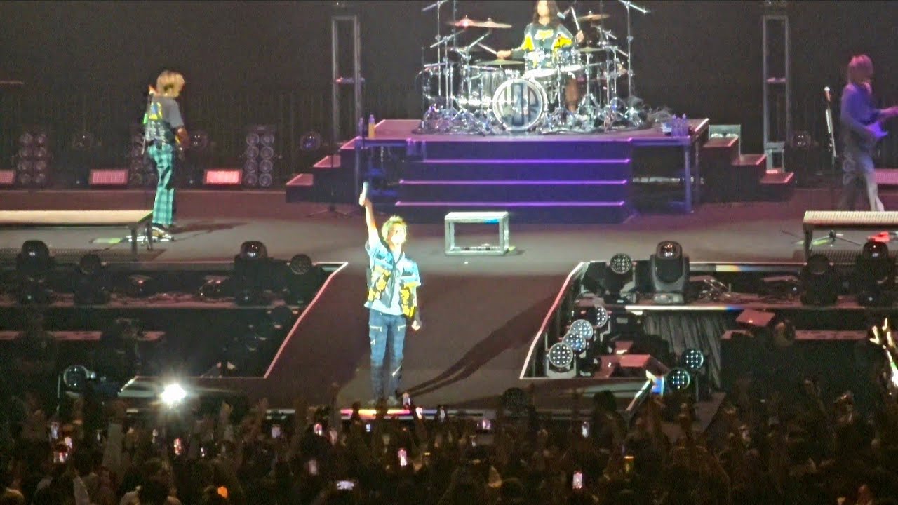 ONE OK ROCK - Vandalize - live @ Coca-Cola Coliseum - Toronto - Oct 18 2024