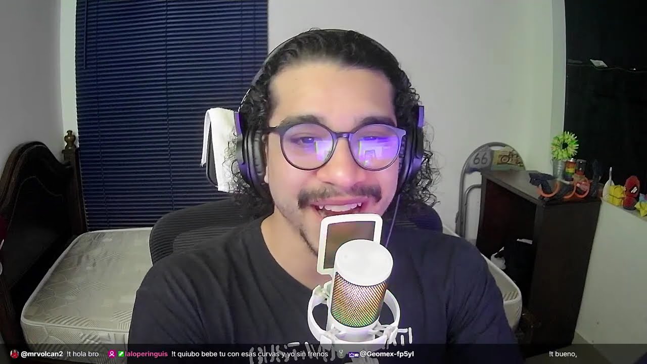 JUGANDO Gartic Phone con SEGUIDORES en DIRECTO!! - ZOMBRA