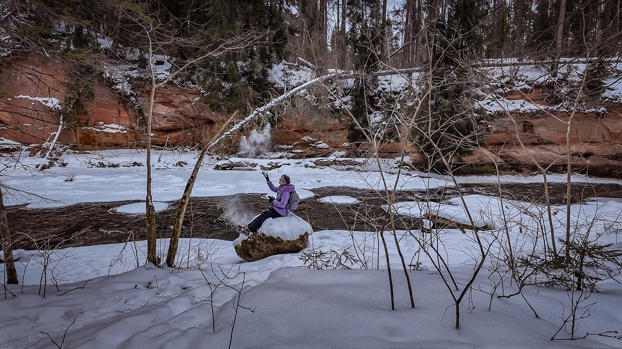 Where Winter Meets Spring | Amata River & Zvārtes Rock