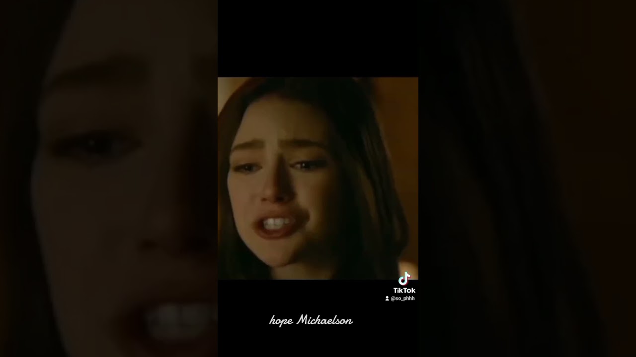 Iconic beautiful woman and Klaus lol