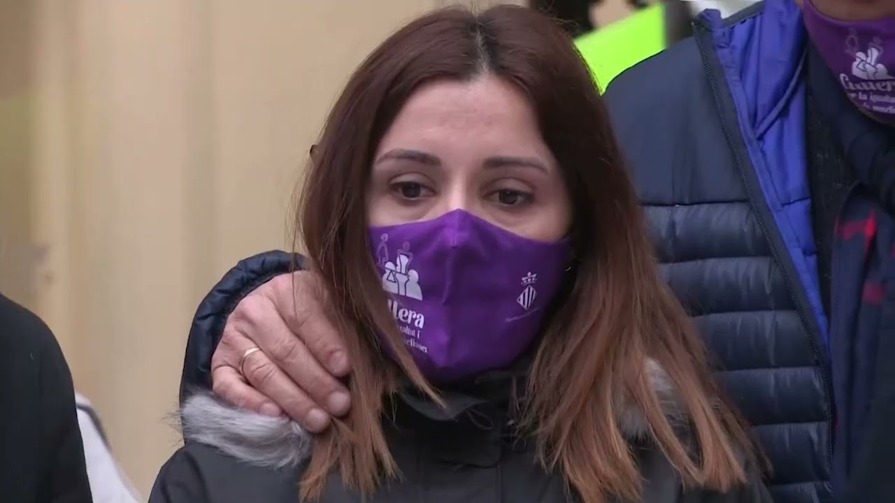 SUCESOS: Alicante guarda un minuto de silencio en repulsa por el asesinato del niño en Sueca