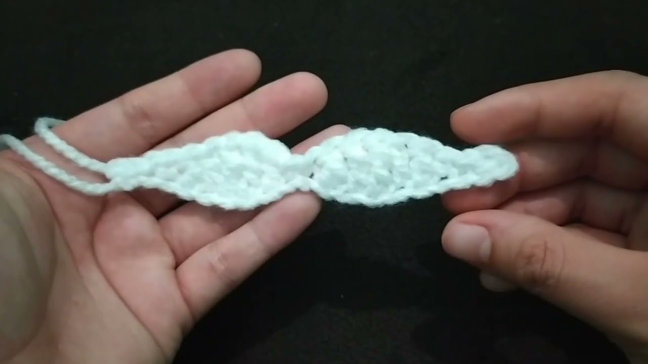 Bigote sencillo tejido a crochet