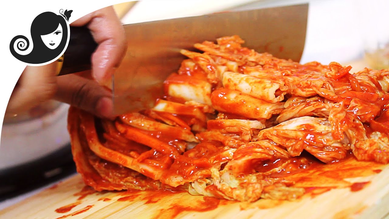 Vegan Kimchi Recipe (onion & garlic-free, vegan/vegetarian version)