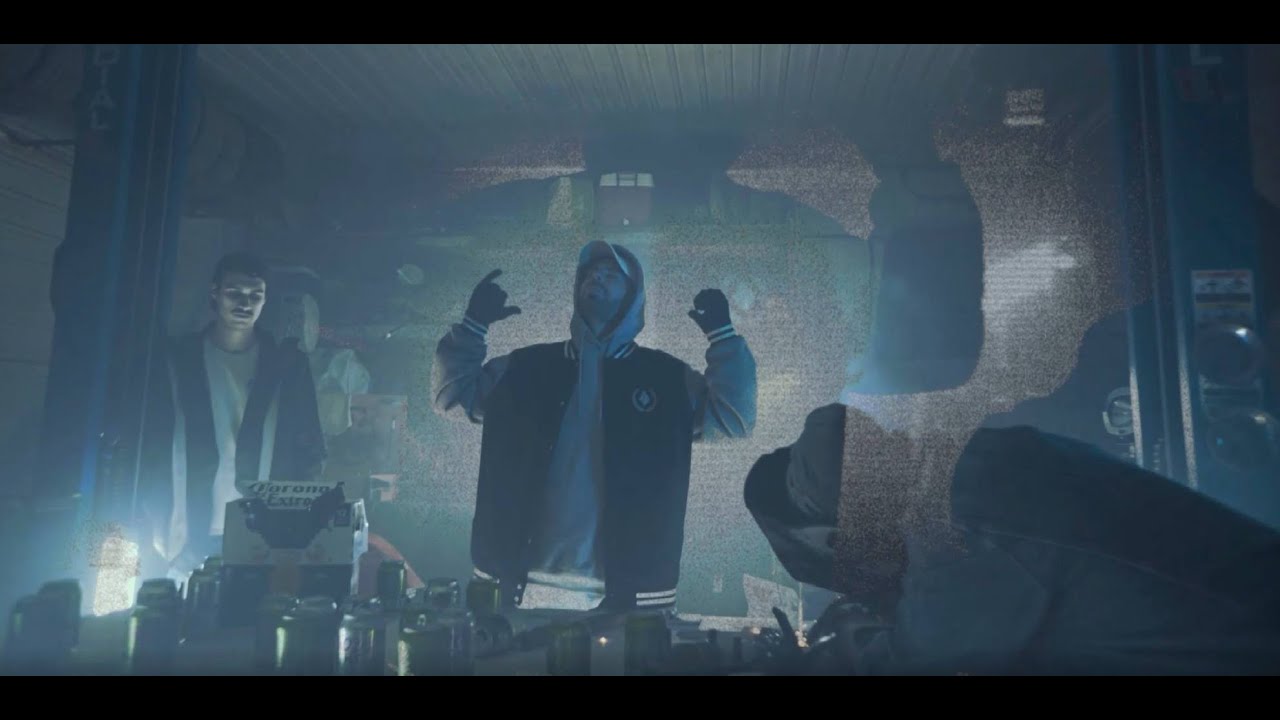 J7 - Haute Voltige [CLIP OFFICIEL]