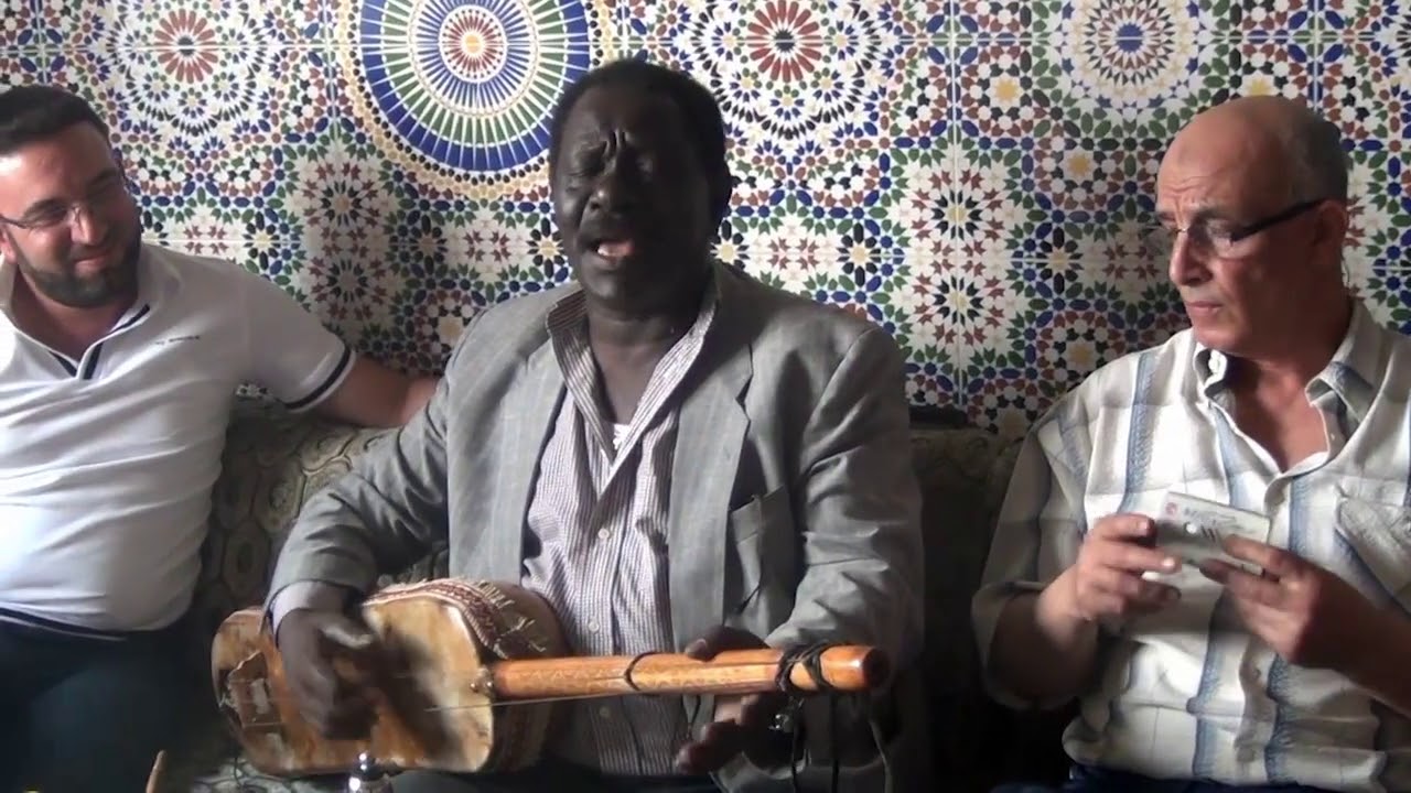 MAhmoud guinia بانگورو  ( لمعلم محمود ڭينيا) عند محمد موتنا السباعي