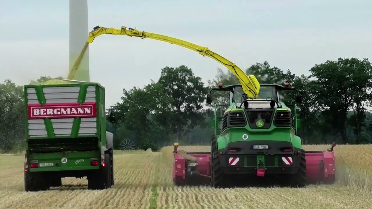 GPS - Silage 2023 mit John Deere 9900i Häcksler mit Cappello Spartan 610 Direktschneidwerk