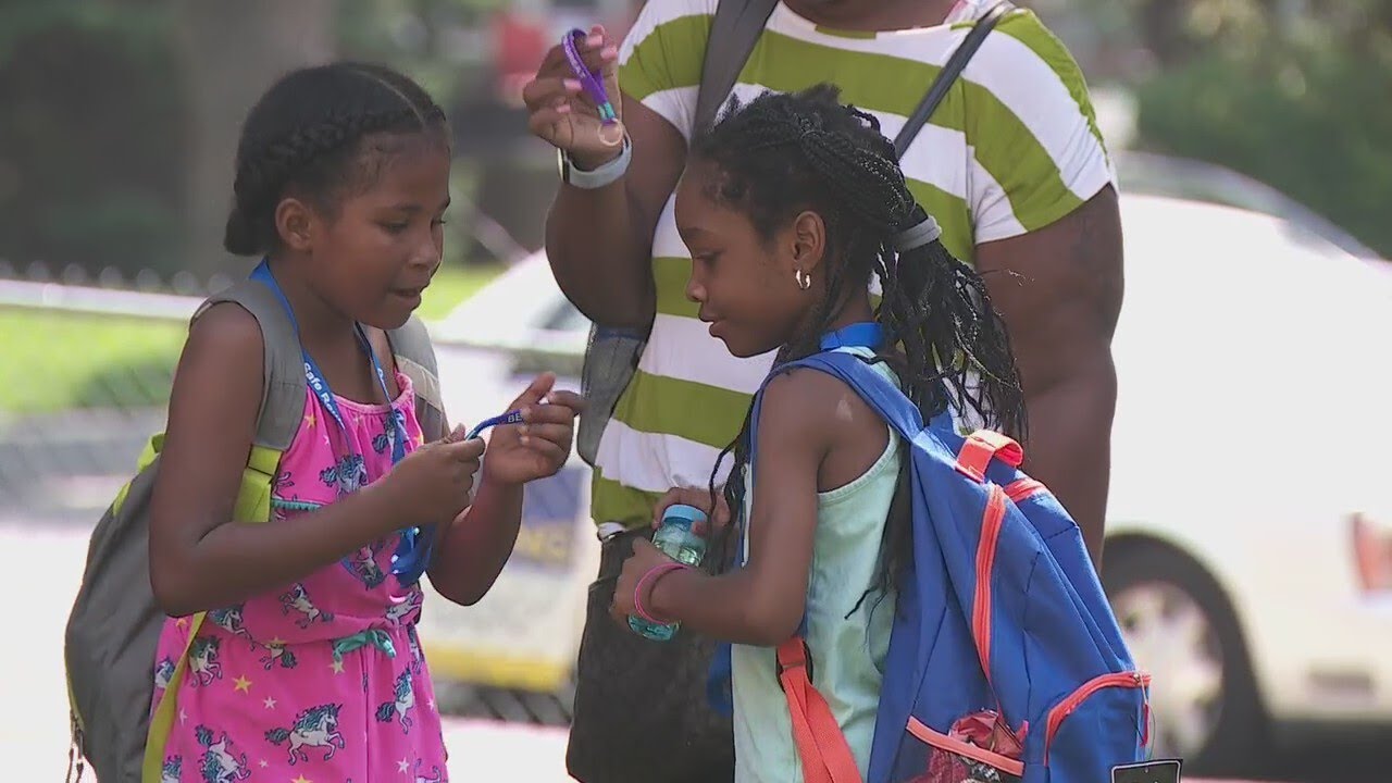 Detroit public schools hold Back to School Expos with fall around the corner