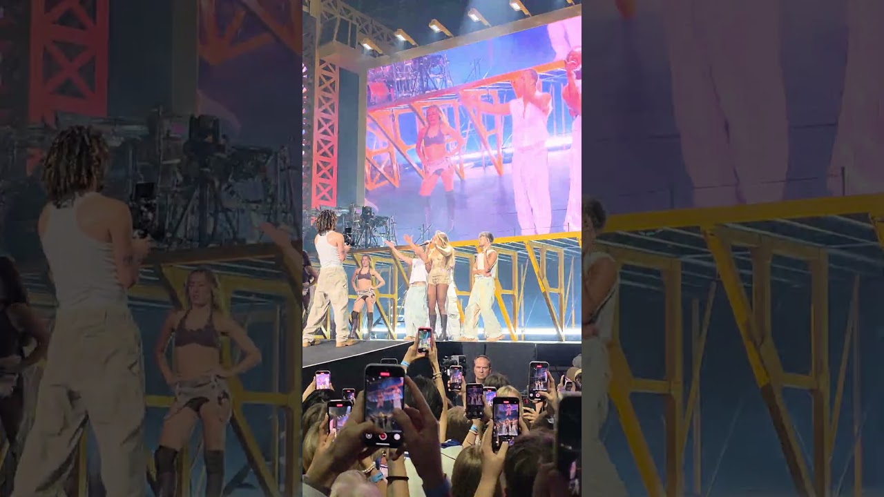 Tate McRae - bloodonmyhands (Ł&oacute;dź, 06/05/2025)