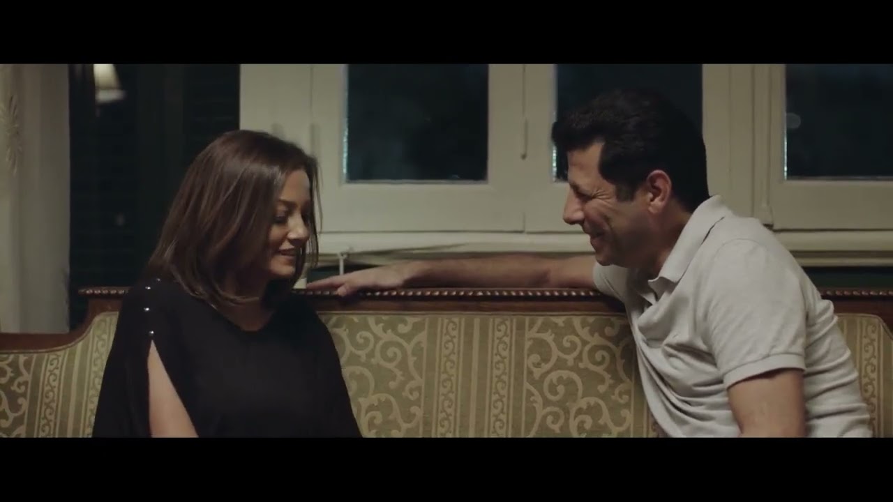 مراته شايفة أجمل راجل في العالم.. كفاية حنيته عليها❤#الاختيار_2