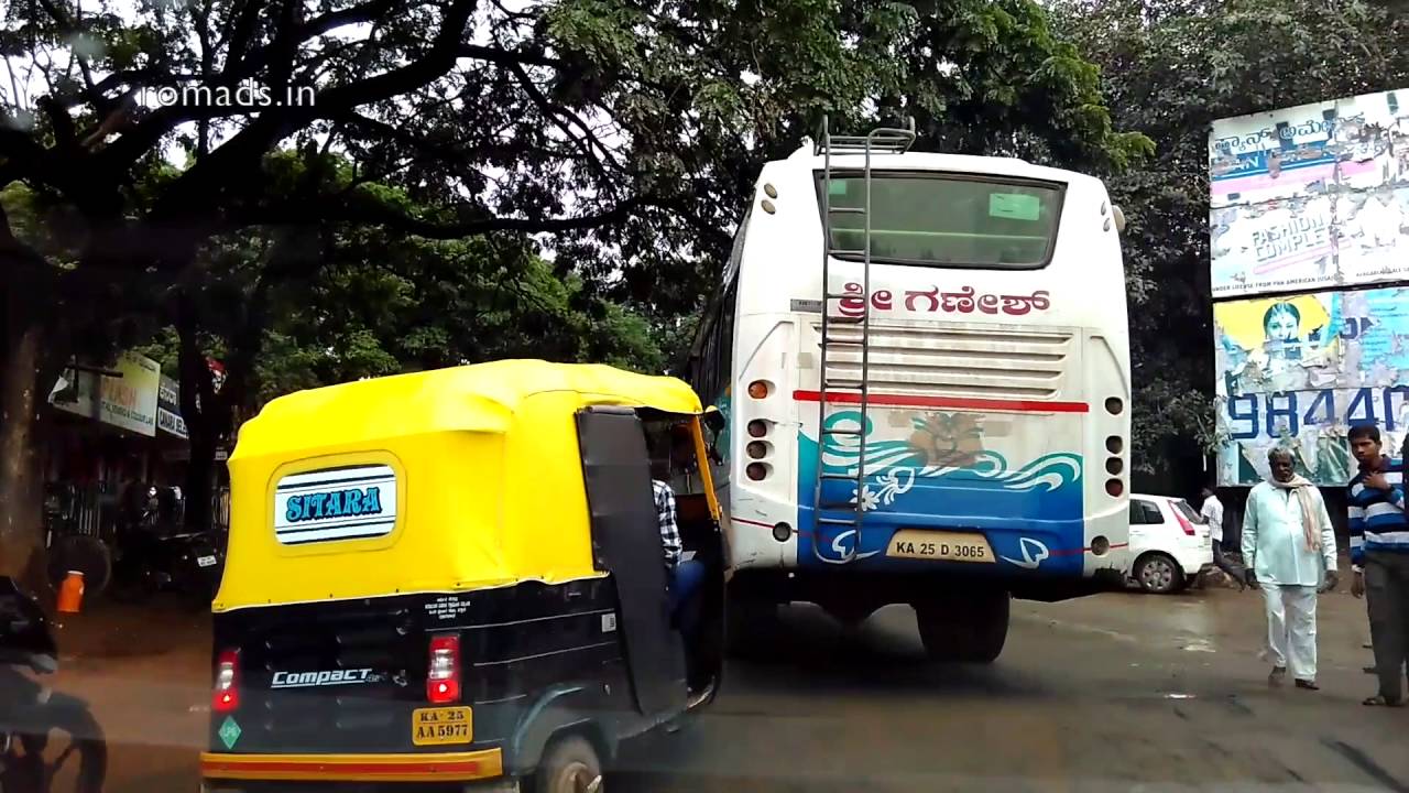 Drive Through Dharwad Town, Karanataka (2016-08-07)