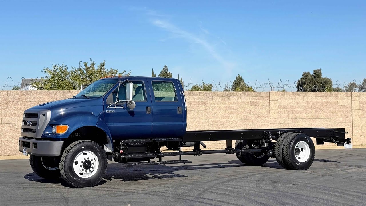2007 Ford F750 Super Duty 4x4 Crew Cab Single Axle Cab & Chassis 15423 For Sale
