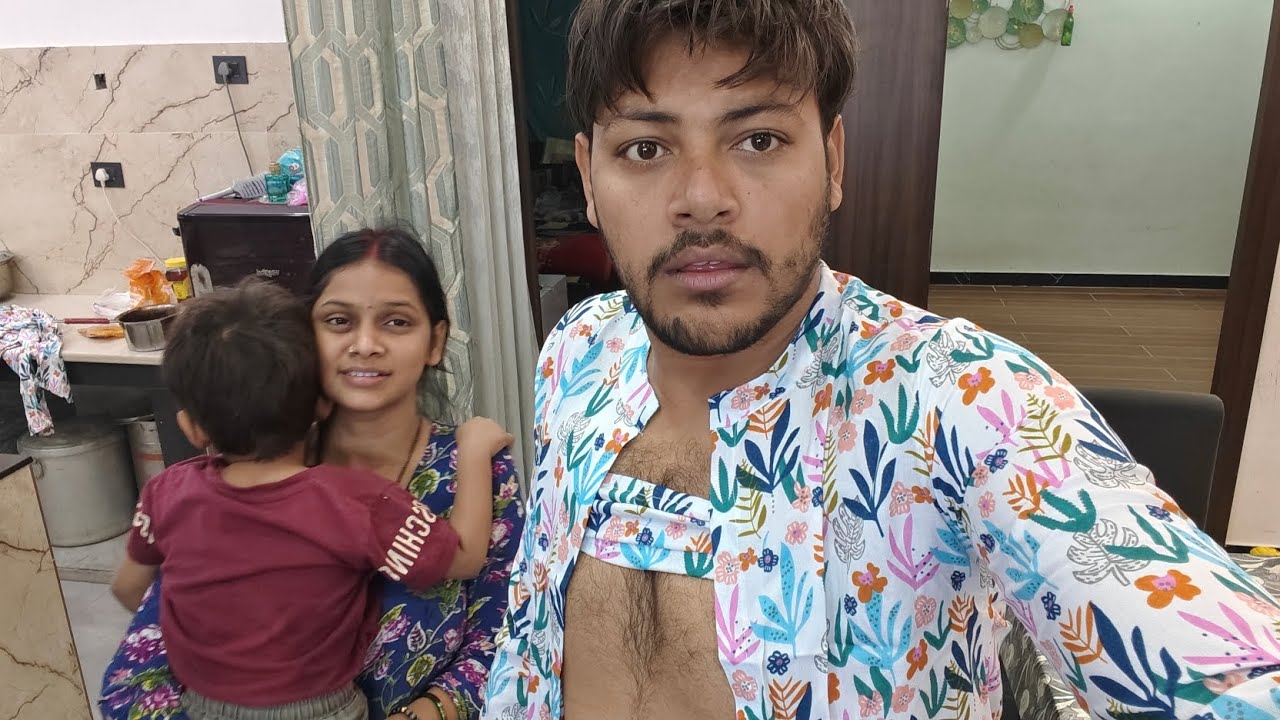 Holi Pe Ye Pehnunga 🥲 Swati Ne Mangwaya | Ankush Saxena | Swati Shrivastav