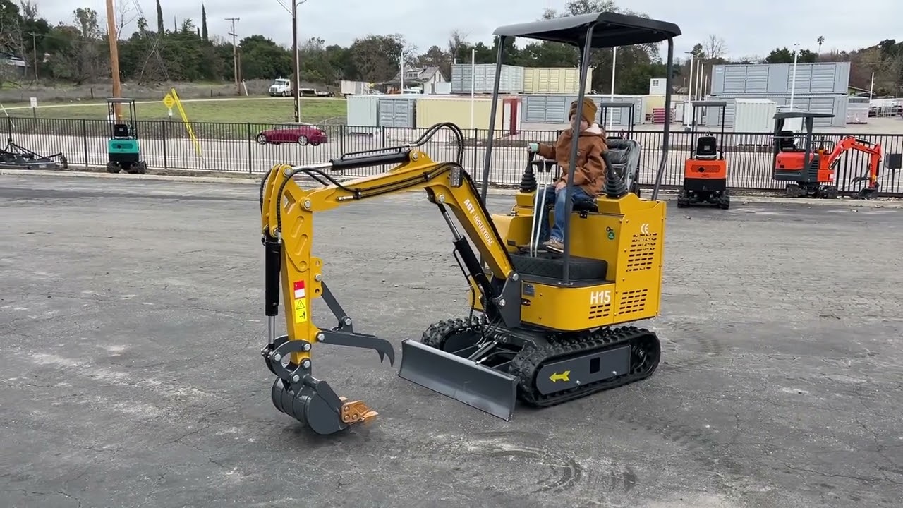 AGT H15 Mini Excavator