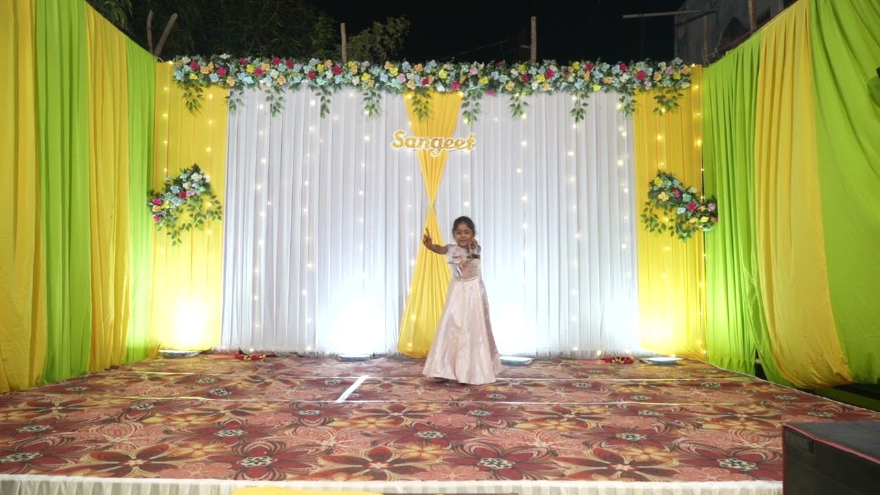 Cute Sangeet Dance by Anvi ❤️ | Masti Bhari Raat Hai | Coca Cola Tu | Muze Budha Mil Gya