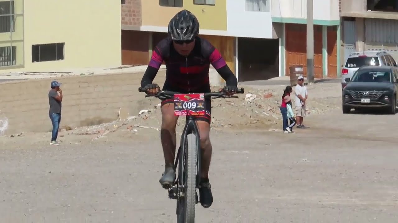 CICLISMO MTB EN ILO -COMPETENCIA BICI CENTER