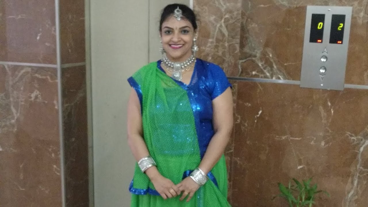 Udi udi jaye I Dandiya I Navrathri I Gujarati#dancereels#cinematic#dandiya#trending#solodance 