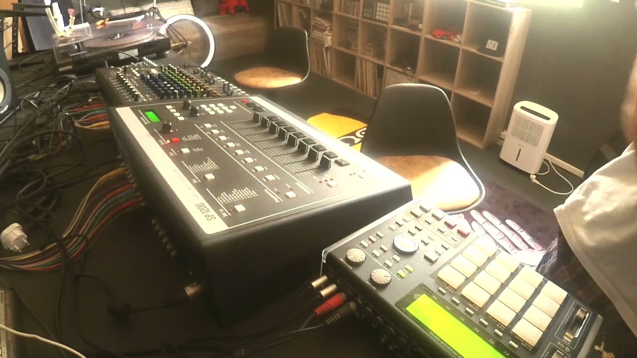 ROSSUM SP-1200 - BOOMBAP FULL BEATMAKING SESSION
