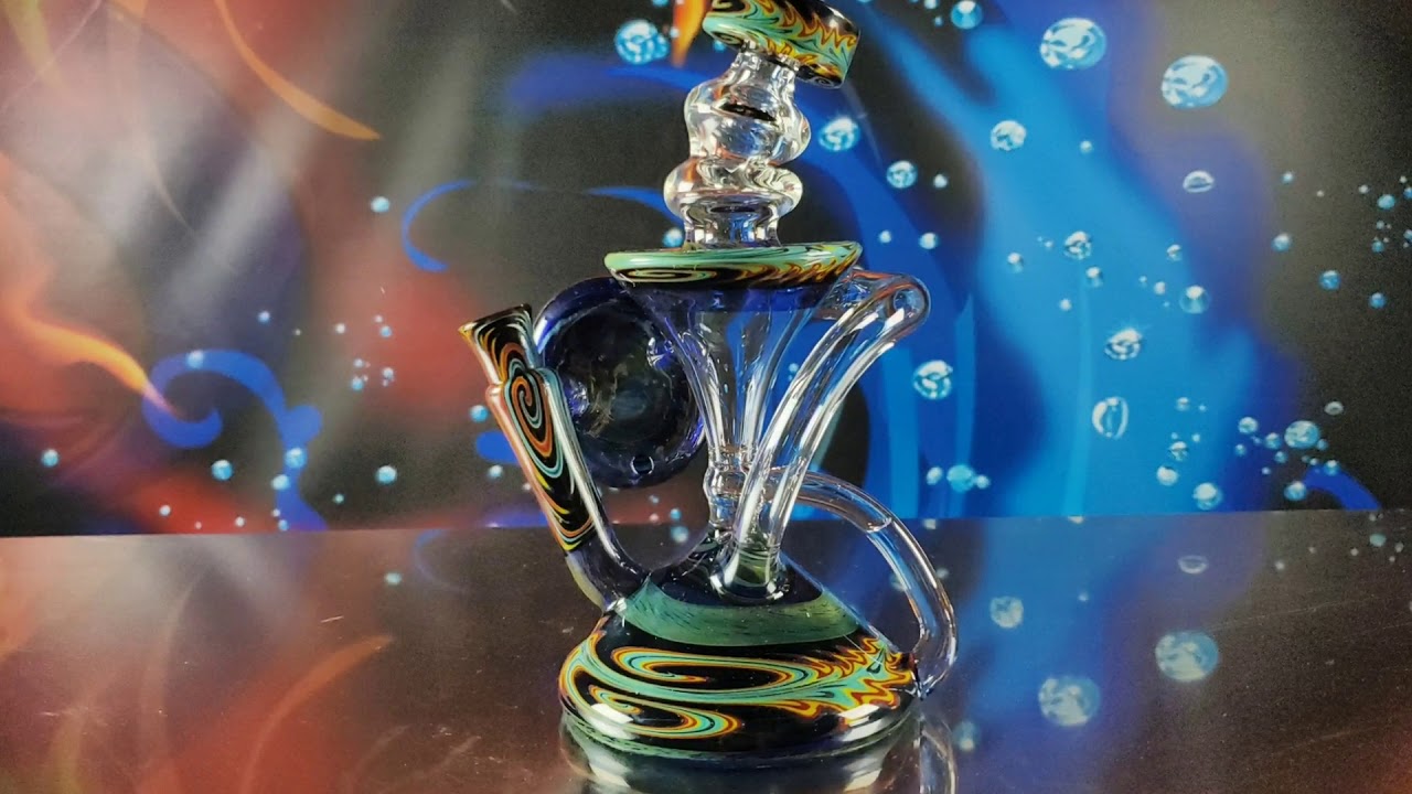 Glass Function Video of Elev8 Premier Hourglass Recycler
