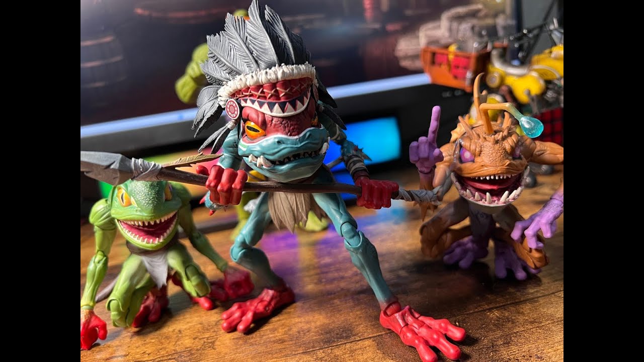 Unboxing and review of the Mithril Action Monster No. 3. World of Warcraft Murloc