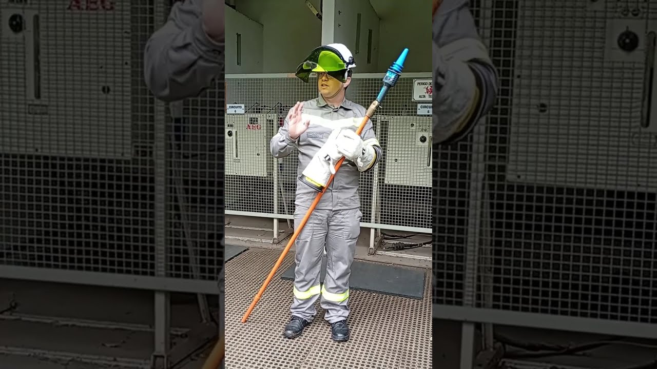 Processo de desenergização e energização de subestação de média tensão (disjuntor à óleo AEG)