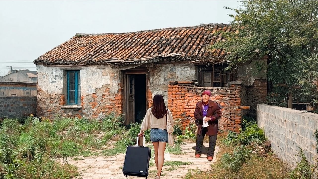Single Woman Defies Her Family to Restore This Abandoned House
