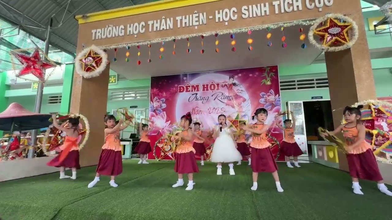 Múa Trung Thu 2025
