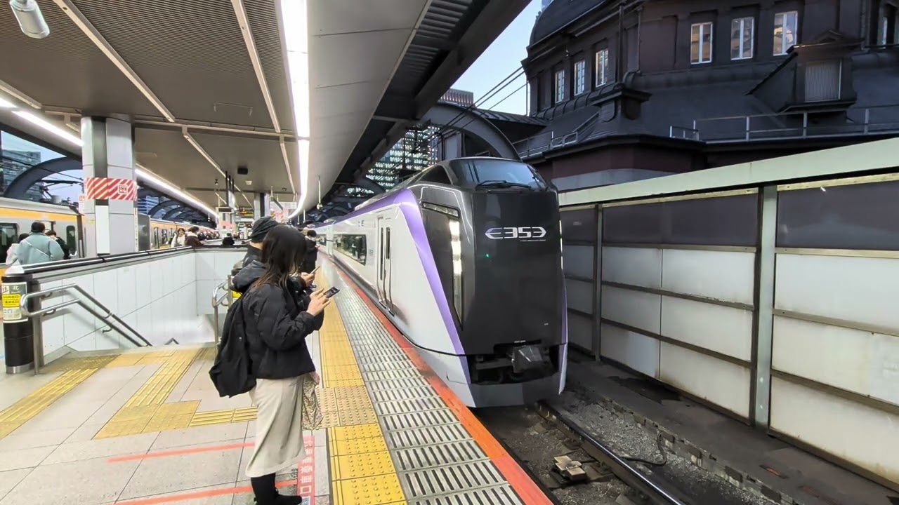 あずさ45号E353系　東京発車