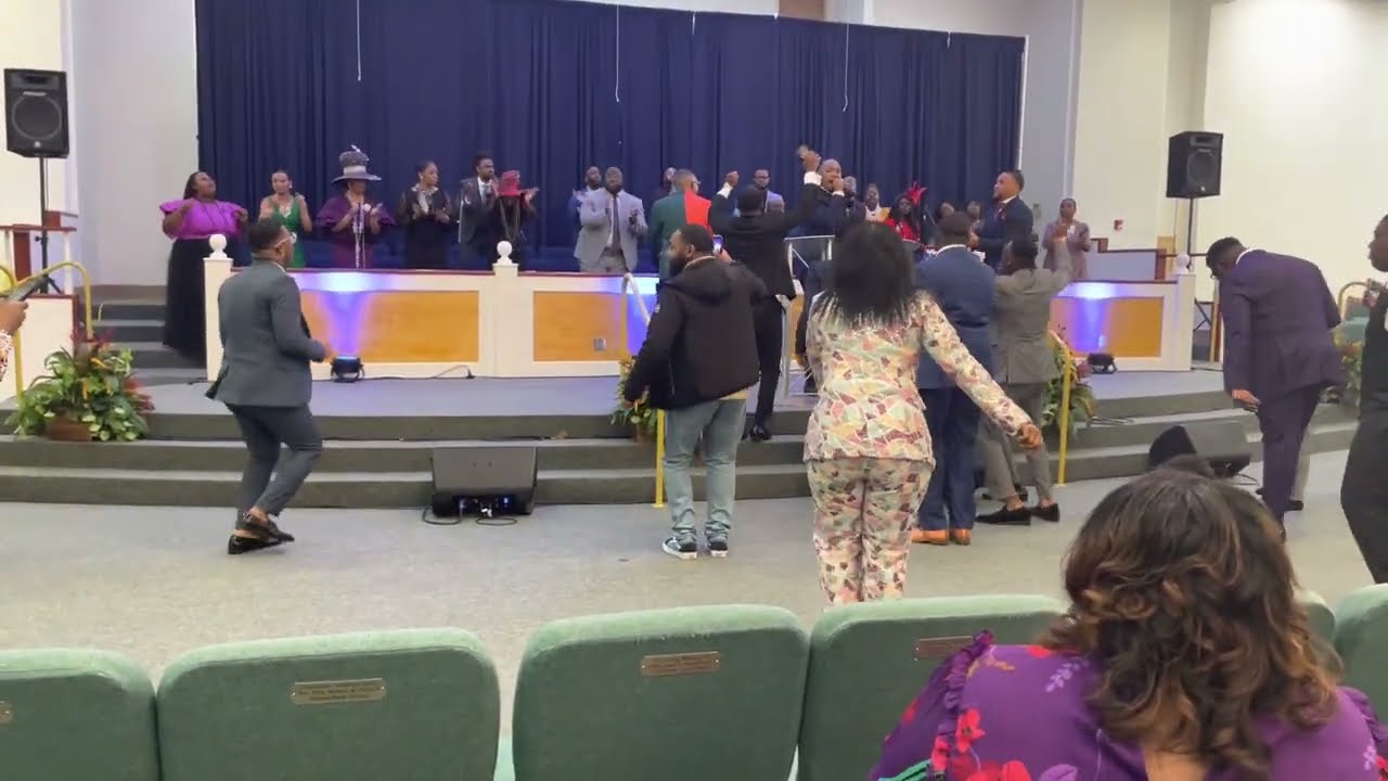 Pastor Johnteris Tate & Jay Williams & TP: Hold to His Hand