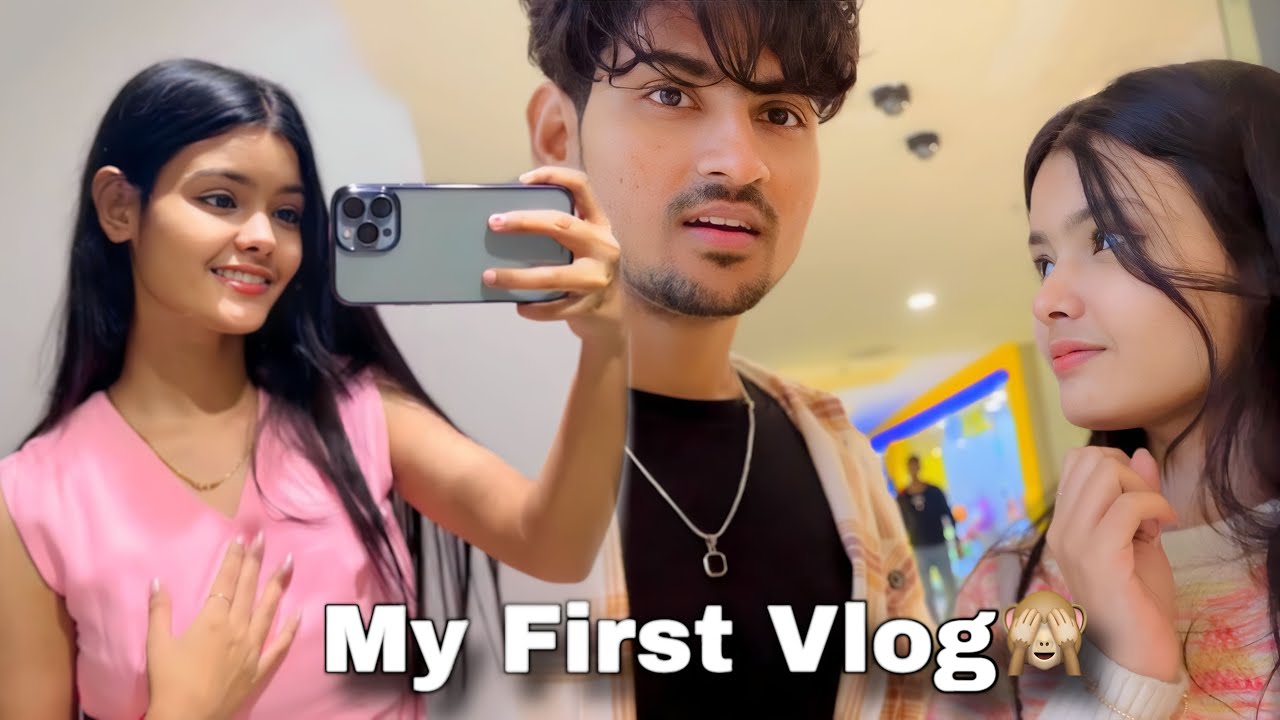 My First Vlog😍 | Fighter Movie Dekha Humne🔥And Shopping Bhi Ki🛍️| Shabnam Layek | Prashant Rajput