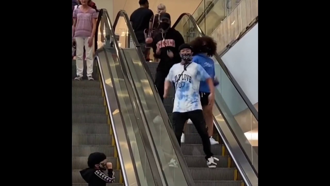 BEAT IT BEAT IT CHALLENGE!!😱🔥| Justmaiko X Trio In The Mall😱🔥| Michael Jackson!!😱🔥 2020!!