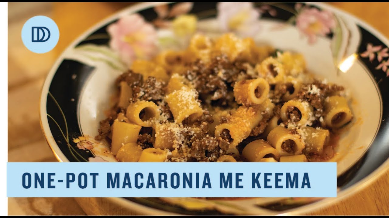 Greek-Style One Pot Pasta with Meat Sauce: Macaronia me Keema