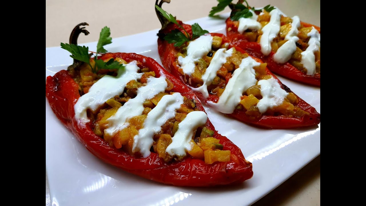 #Nefis#Lezzetli#Kapya#Biber#Yatağında#Şakşuka#Tarifi 💯 Sebzelerin Enfes Buluşması 👉 Yaptım Oldu