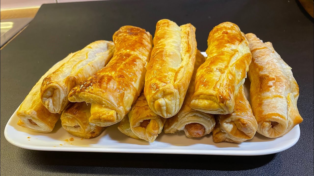 Вкусные сосиски в слоёном тесте.