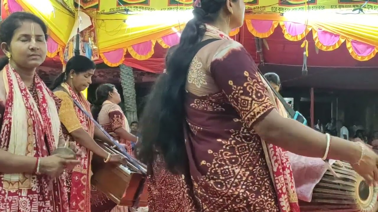 সাড়াজাগানো দল অষ্টসখী সম্প্রদায়ের কণ্ঠে ভুবন ভোলানো হরিনাম সংকীর্তন!জয় রাধে🙏🙏