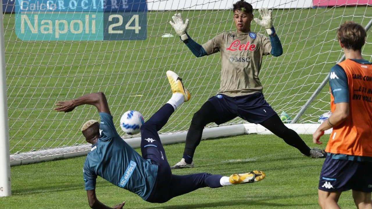 Ritiro Dimaro Napoli 2021, l'allenamento pomeridiano del 17 Luglio: Osimhen inarrestabile!