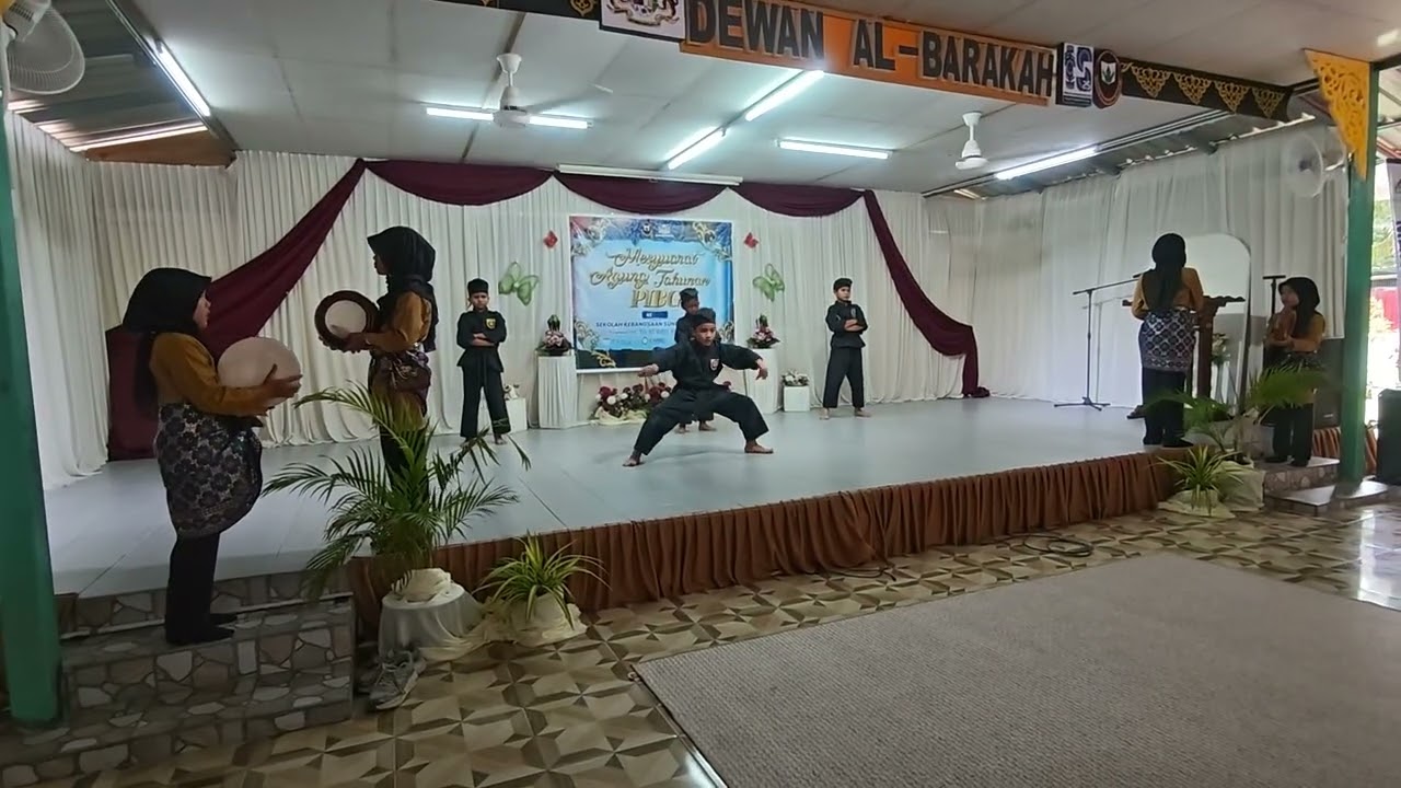 Kompang Silat Anak- anak Dendang
