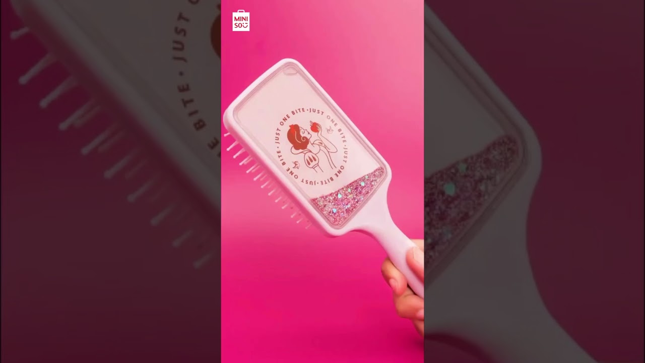 Experience the magic of beautiful hair with our Disney Princess Paddle Brush! 