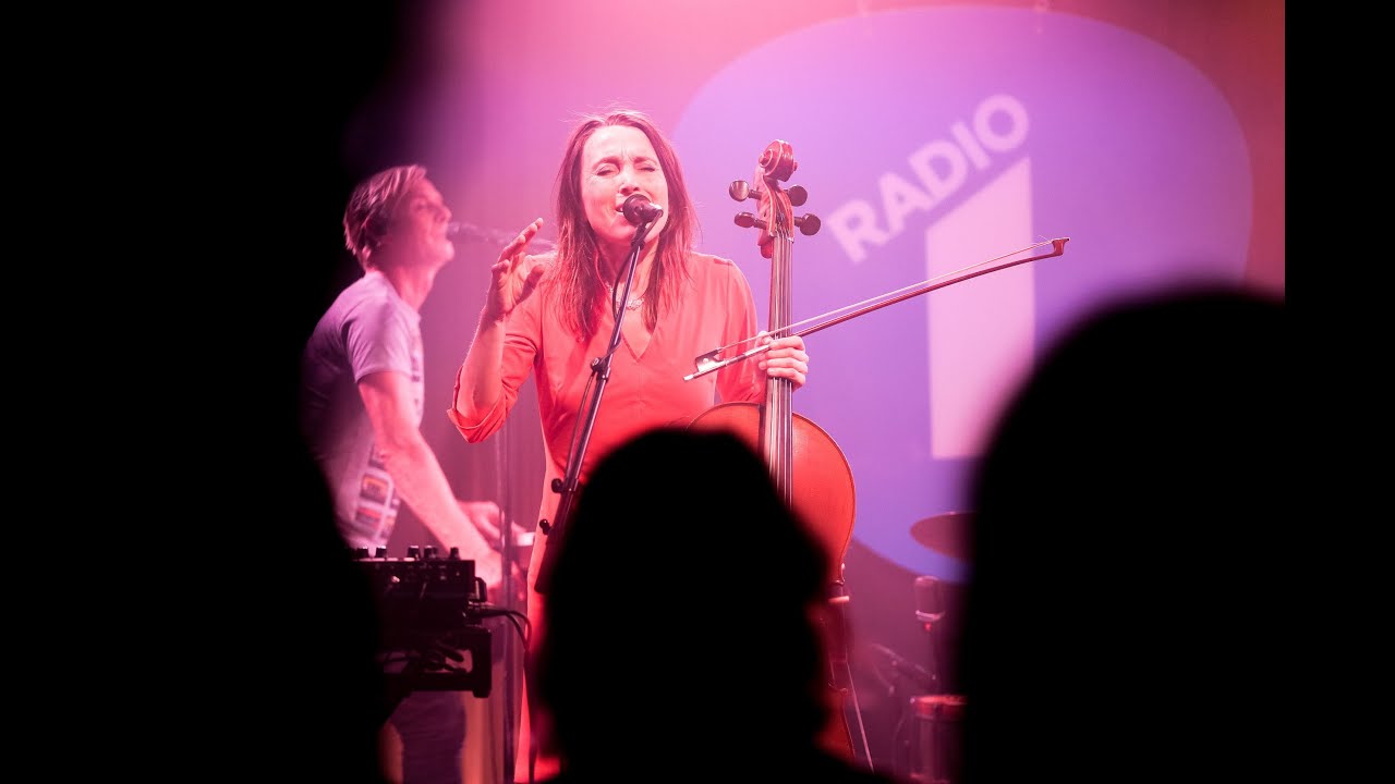 OEVERS VAN DE TIJD - SPINVIS Live @ Radio 1 Sessie