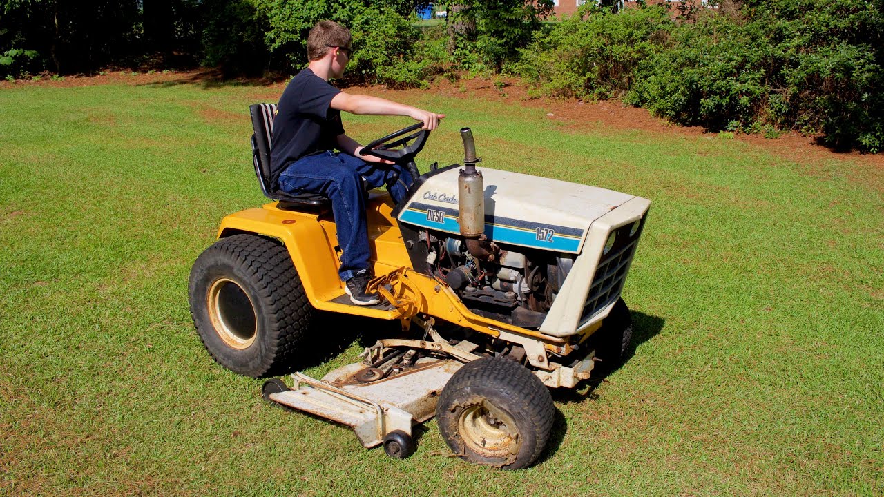 Cub Cadet 1572 Diesel Super Garden Tractor Startup & Run
