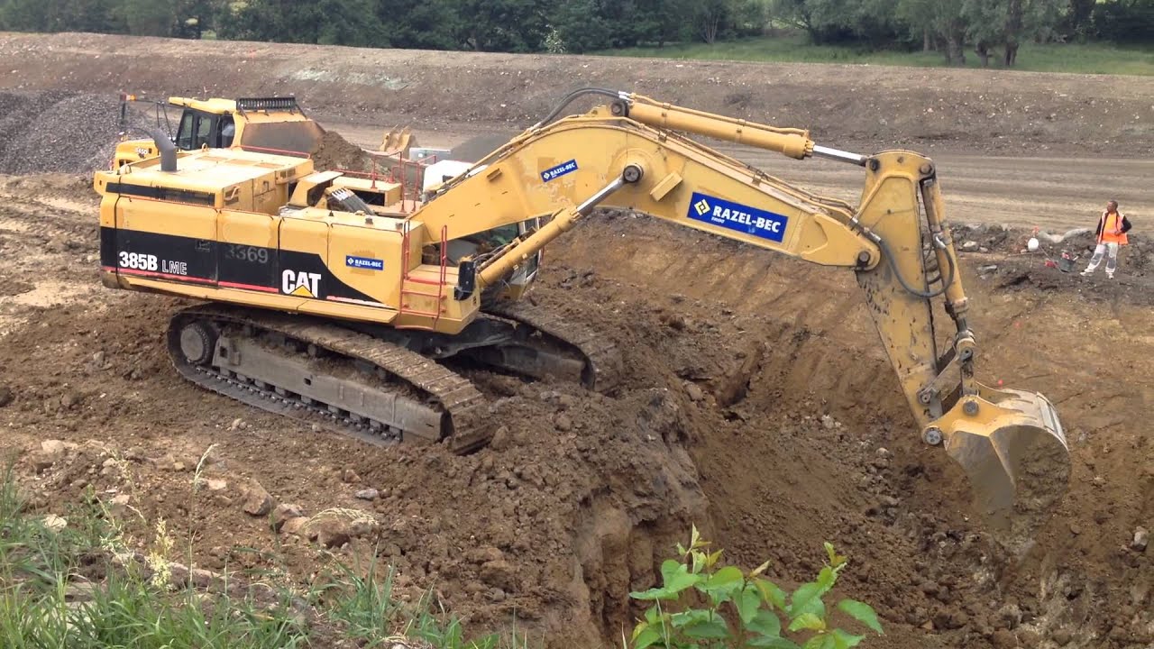 385B LME Razel-Bec chantier RN88 Puy-en-Velay