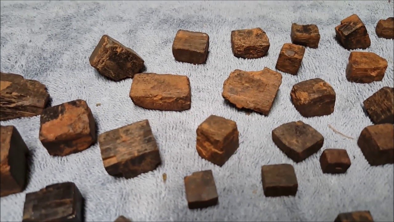 Mineral Collecting in Virginia: Limonite Cubes aka 