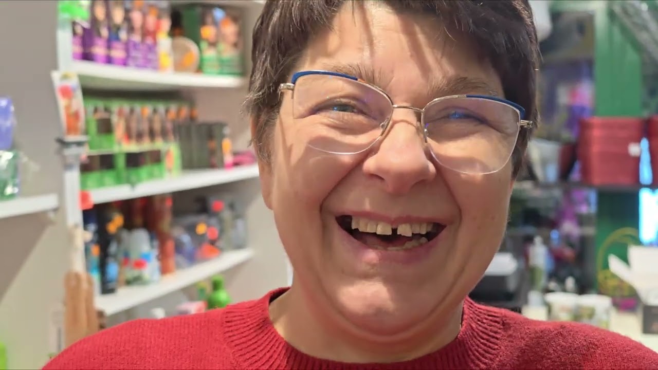 U państwa Kuźmów w SKLEPIE. Sklepik wielobranżowy WIŻAJNY