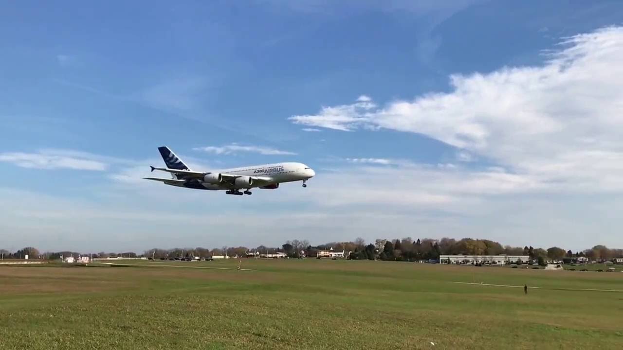 A380 visits Milwaukee