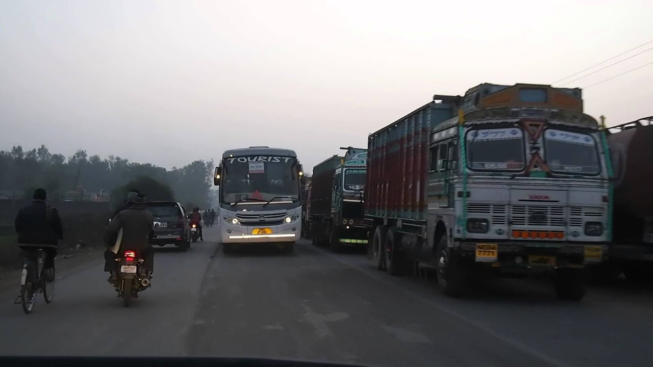 India -  Truck blockade on the Indian Nepal border 2016