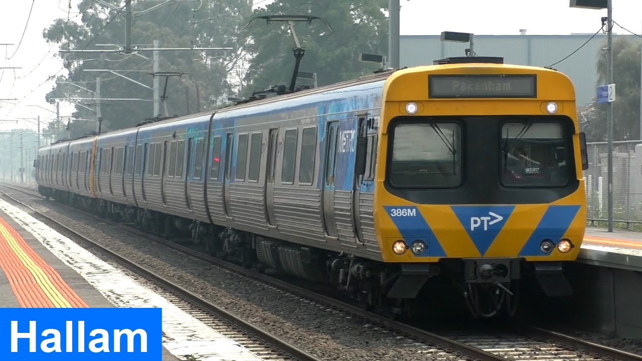 Trains & Buses at Hallam - Melbourne Transport